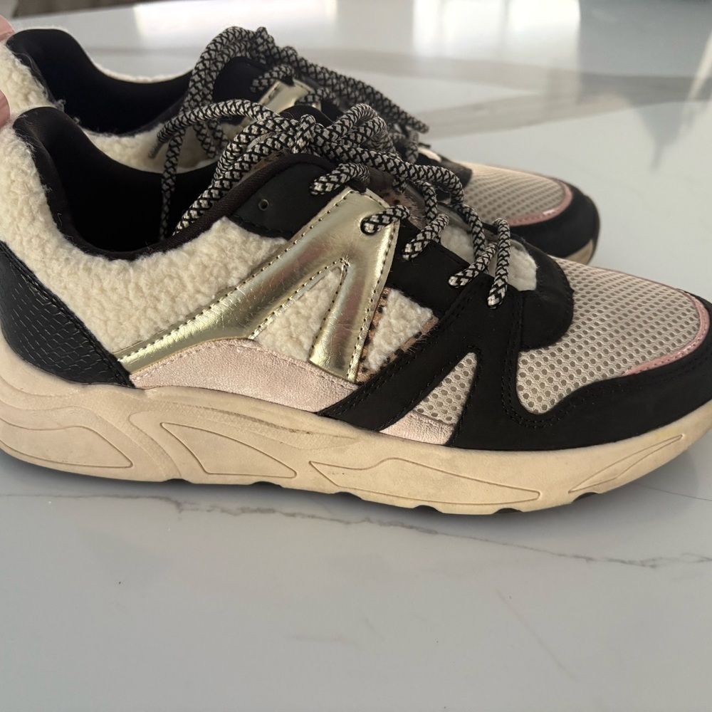 Posh Women's Sneakers - Black, Cream, Gold